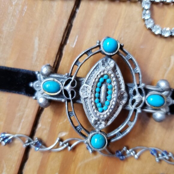 22 Piece Mixed Jewelry Lot - Picture 5 of 16